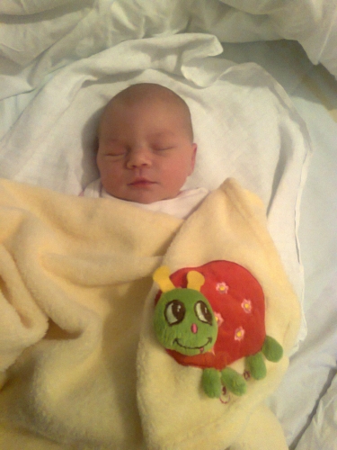 obrázek Sárinka v porodnici:-)